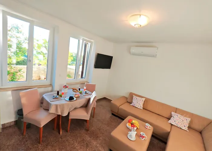 One-bedroom * Οπατία