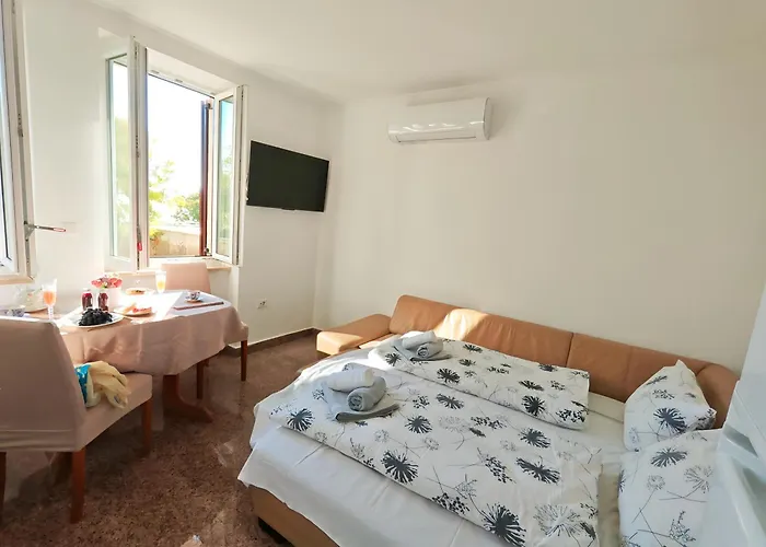 Apartamento One-bedroom Opatija